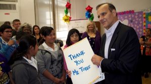 Joe Torre Named 2014 Heisman Humanitarian Winner